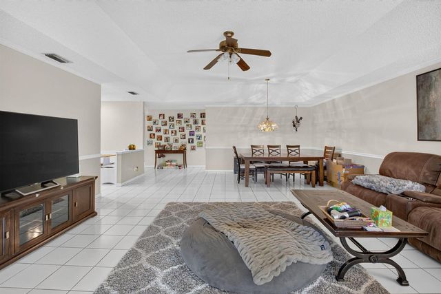 20974 Concord Green Drive E, Boca Raton, FL 33433