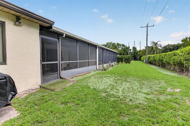 20974 Concord Green Drive E, Boca Raton, FL 33433