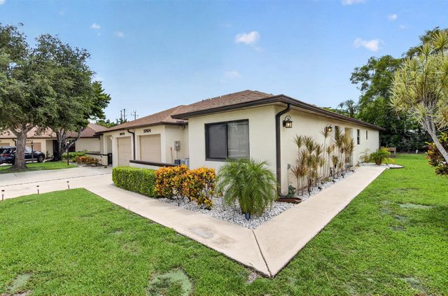 20974 Concord Green Drive E, Boca Raton, FL 33433