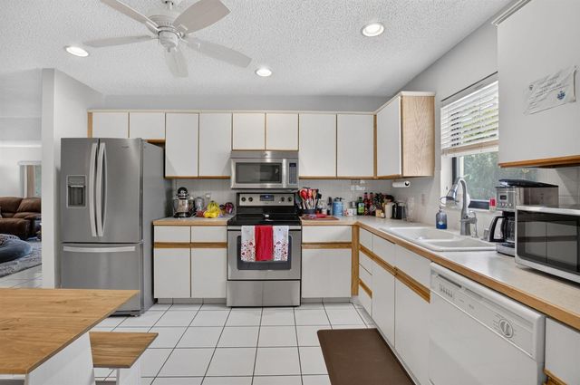 20974 Concord Green Drive E, Boca Raton, FL 33433