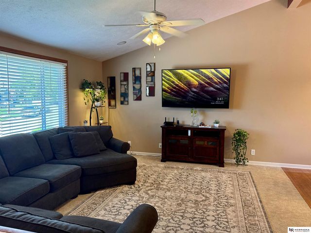 7125 Joyce Street, Omaha, NE 68138
