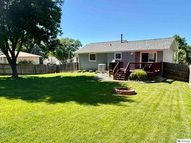 7125 Joyce Street, Omaha, NE 68138