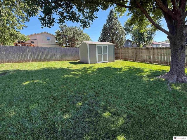 7125 Joyce Street, Omaha, NE 68138