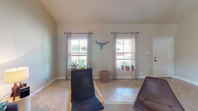 209 Frio River TRL, Hutto, TX 78634