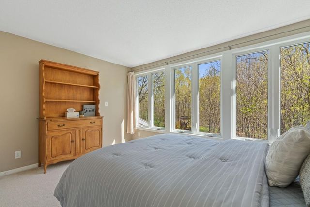 6715 Sioux Trail, Rockford, MN 55373