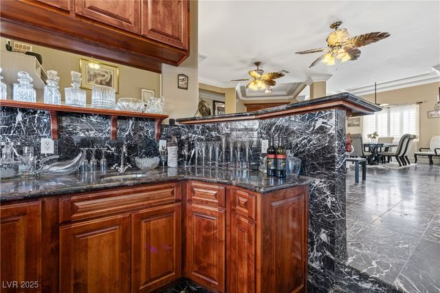 1998 Whitneys Dream Avenue, Logandale, NV 89021