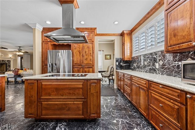 1998 Whitneys Dream Avenue, Logandale, NV 89021