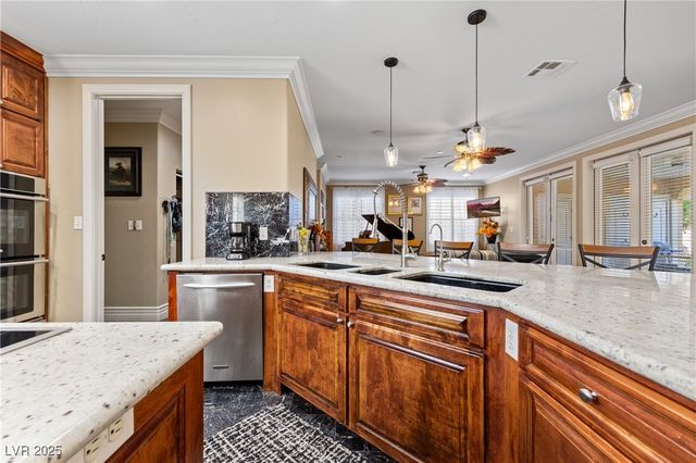 1998 Whitneys Dream Avenue, Logandale, NV 89021