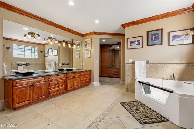 1998 Whitneys Dream Avenue, Logandale, NV 89021