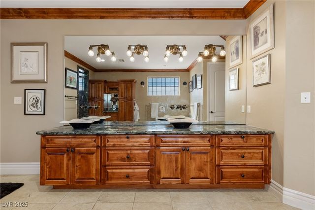 1998 Whitneys Dream Avenue, Logandale, NV 89021