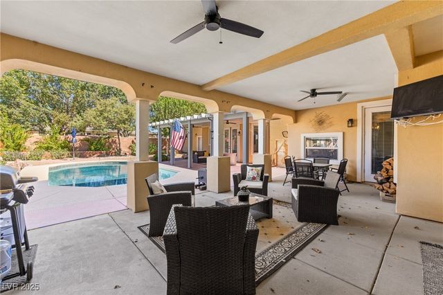 1998 Whitneys Dream Avenue, Logandale, NV 89021