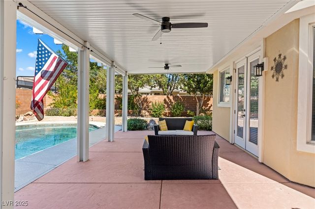 1998 Whitneys Dream Avenue, Logandale, NV 89021