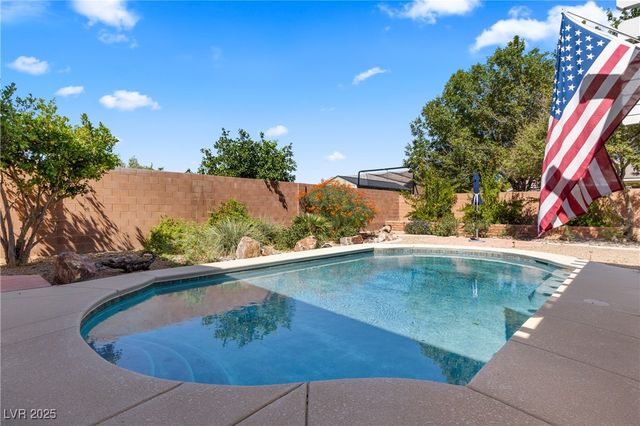 1998 Whitneys Dream Avenue, Logandale, NV 89021