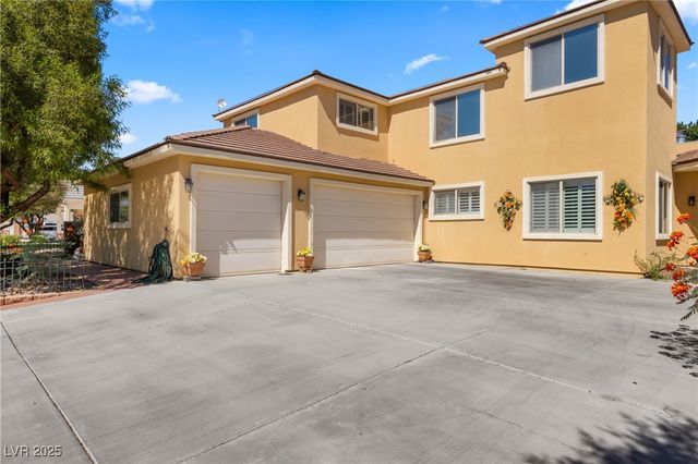 1998 Whitneys Dream Avenue, Logandale, NV 89021