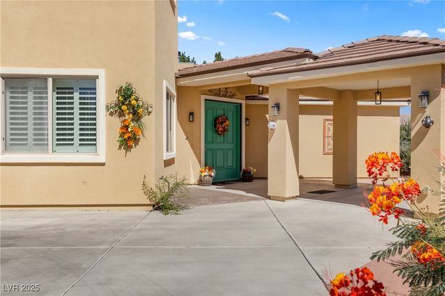 1998 Whitneys Dream Avenue, Logandale, NV 89021