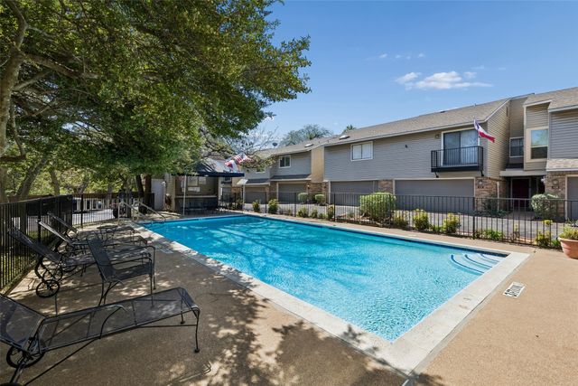 7450 Holly Hill Drive 124, Dallas, TX 75231