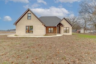 804 Pecan Grove Road, Trumann, AR 72472