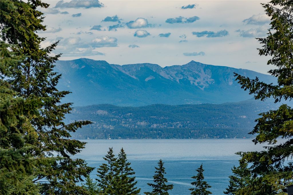 Image 6 of property listing at 175 Wulff Lane, Lakeside, MT 59922