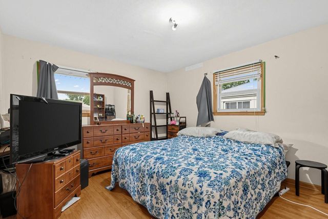 6350 W Leon TERRACE, Milwaukee, WI 53218