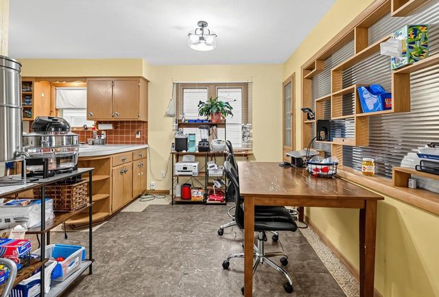 6350 W Leon TERRACE, Milwaukee, WI 53218