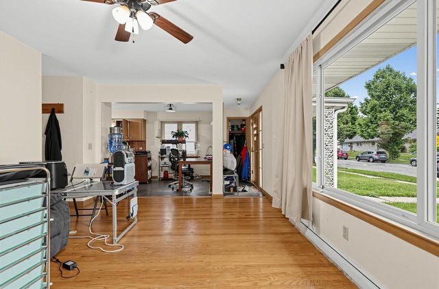 6350 W Leon TERRACE, Milwaukee, WI 53218