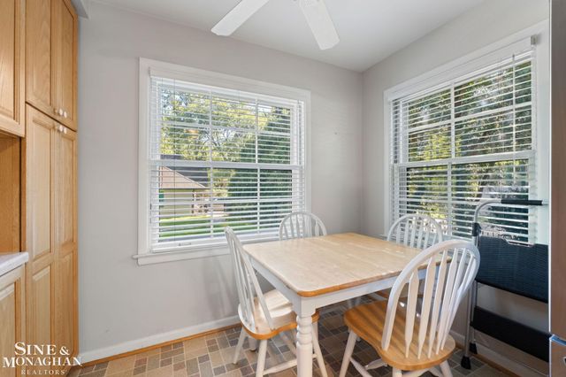 1302 Yorkshire Road, Grosse Pointe Park, MI 48230