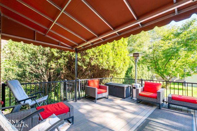 1302 Yorkshire Road, Grosse Pointe Park, MI 48230