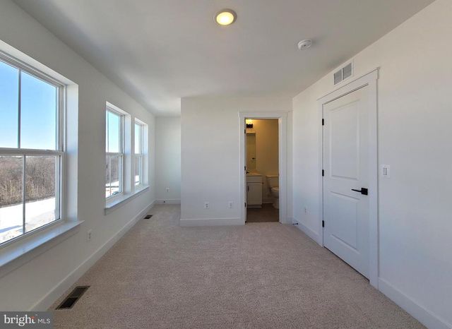 5046 BIGLEAF RD, Fredericksburg, VA 22407