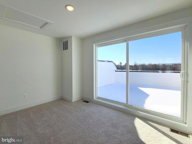 5046 BIGLEAF RD, Fredericksburg, VA 22407