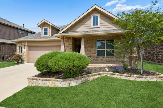 1904 Cardinal Way, Argyle, TX 76226