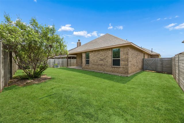 1904 Cardinal Way, Argyle, TX 76226