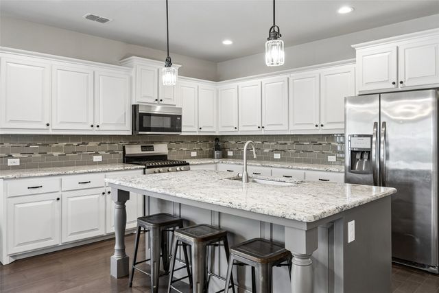 1904 Cardinal Way, Argyle, TX 76226