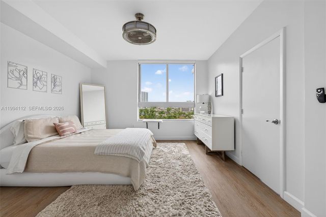 90 SW 3rd St 1105, Miami, FL 33130