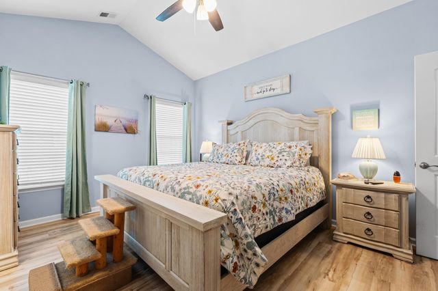 406 Shallow Cove Dr., Conway, SC 29527