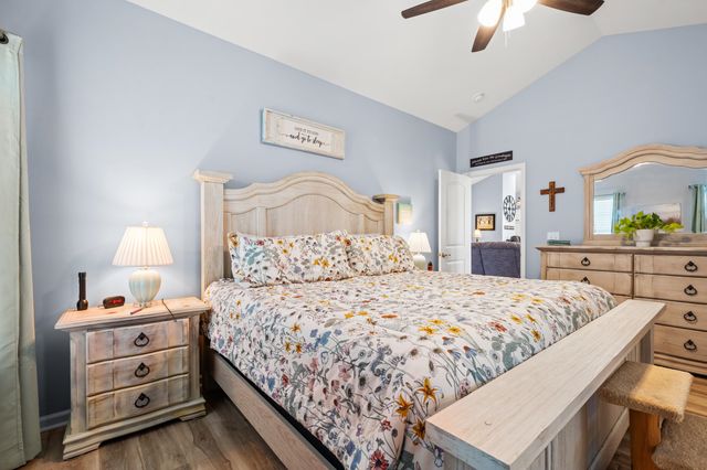 406 Shallow Cove Dr., Conway, SC 29527