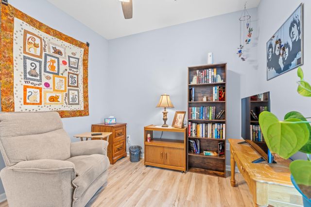 406 Shallow Cove Dr., Conway, SC 29527