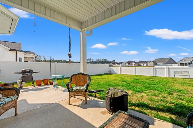 406 Shallow Cove Dr., Conway, SC 29527