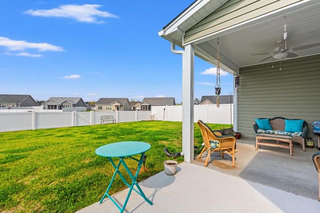 406 Shallow Cove Dr., Conway, SC 29527