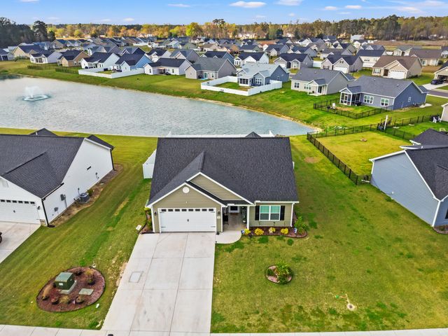 406 Shallow Cove Dr., Conway, SC 29527