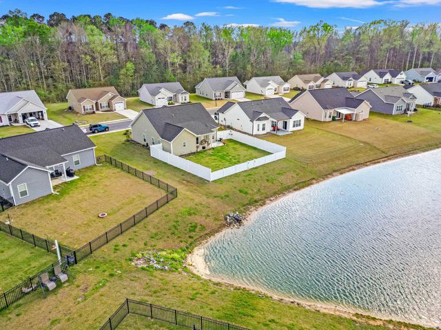 406 Shallow Cove Dr., Conway, SC 29527