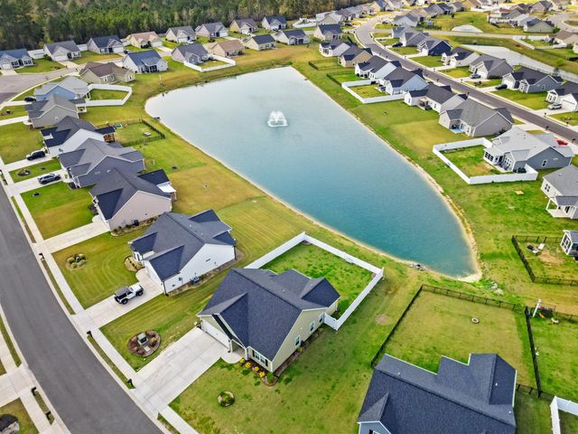 406 Shallow Cove Dr., Conway, SC 29527