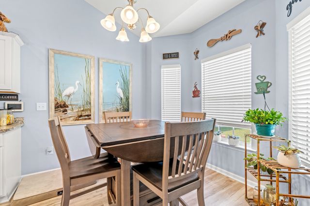 406 Shallow Cove Dr., Conway, SC 29527