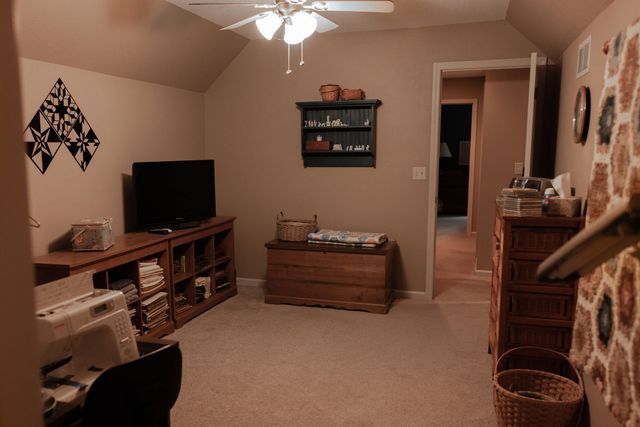 10206 AUDRAIN ROAD 997, Centralia, MO 65240