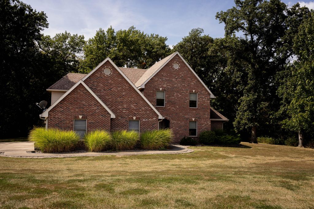 10206 AUDRAIN ROAD 997, Centralia, MO 65240