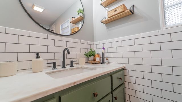 3230 Garfield Avenue, Highland, IN 46322