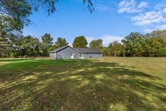 341 Murphy Street, Jonesville, MI 49250