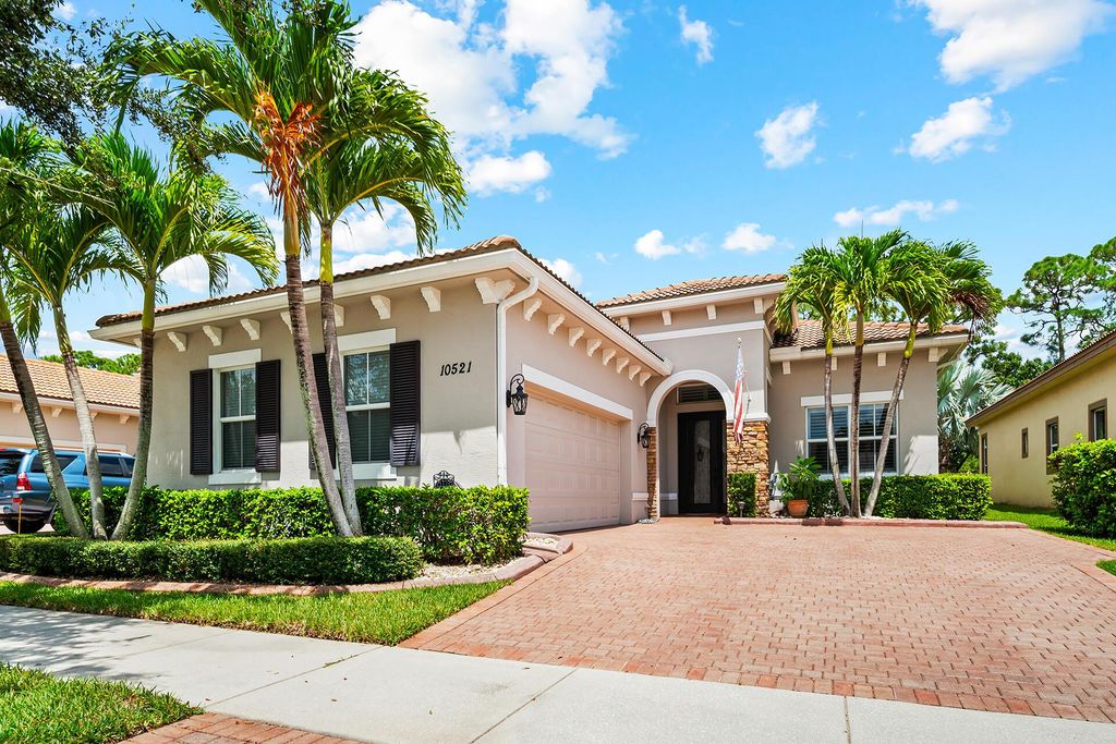 10521 SW Visconti Way, Port St Lucie, FL 34986
