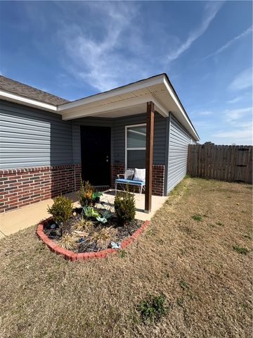 1607 S Blandford Street, Siloam Springs, AR 72761