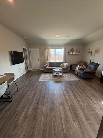 1607 S Blandford Street, Siloam Springs, AR 72761