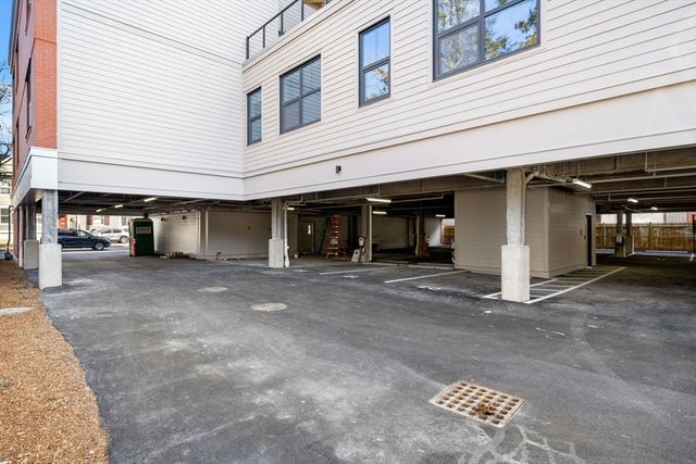 1151 Walnut St 301, Newton, MA 02461